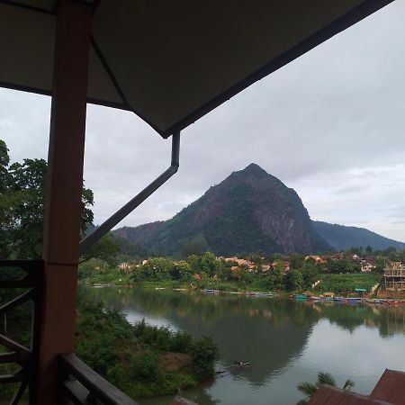 Meexai Guesthouse Nong Khiaw Bagian luar foto